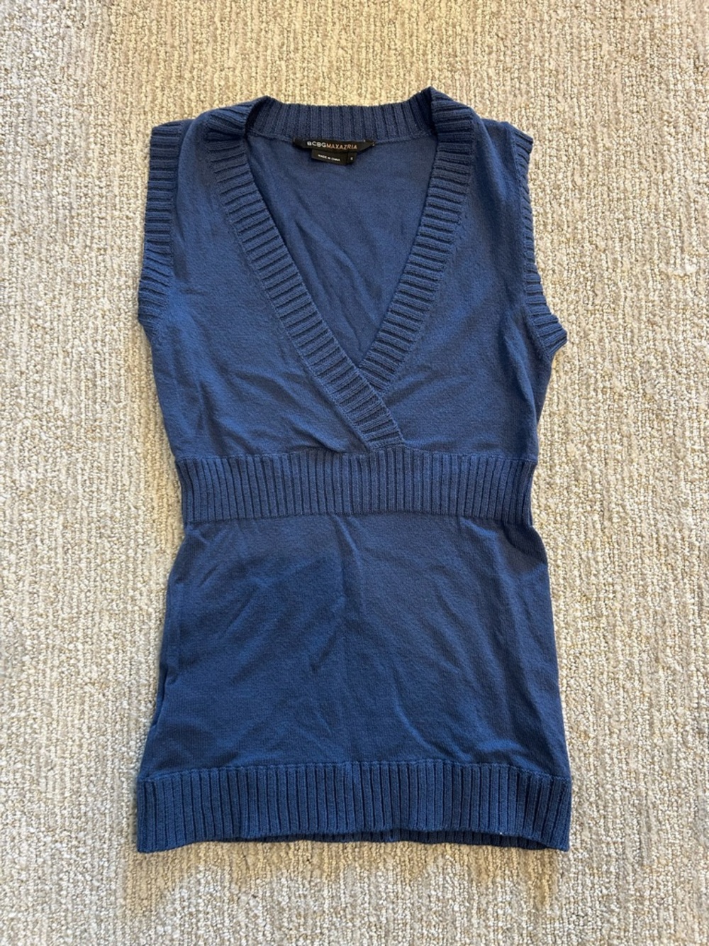 BCBGMAXAZRIA Navy V-Neck Sleeveless Knit Tunic, all cotton, washable, size S